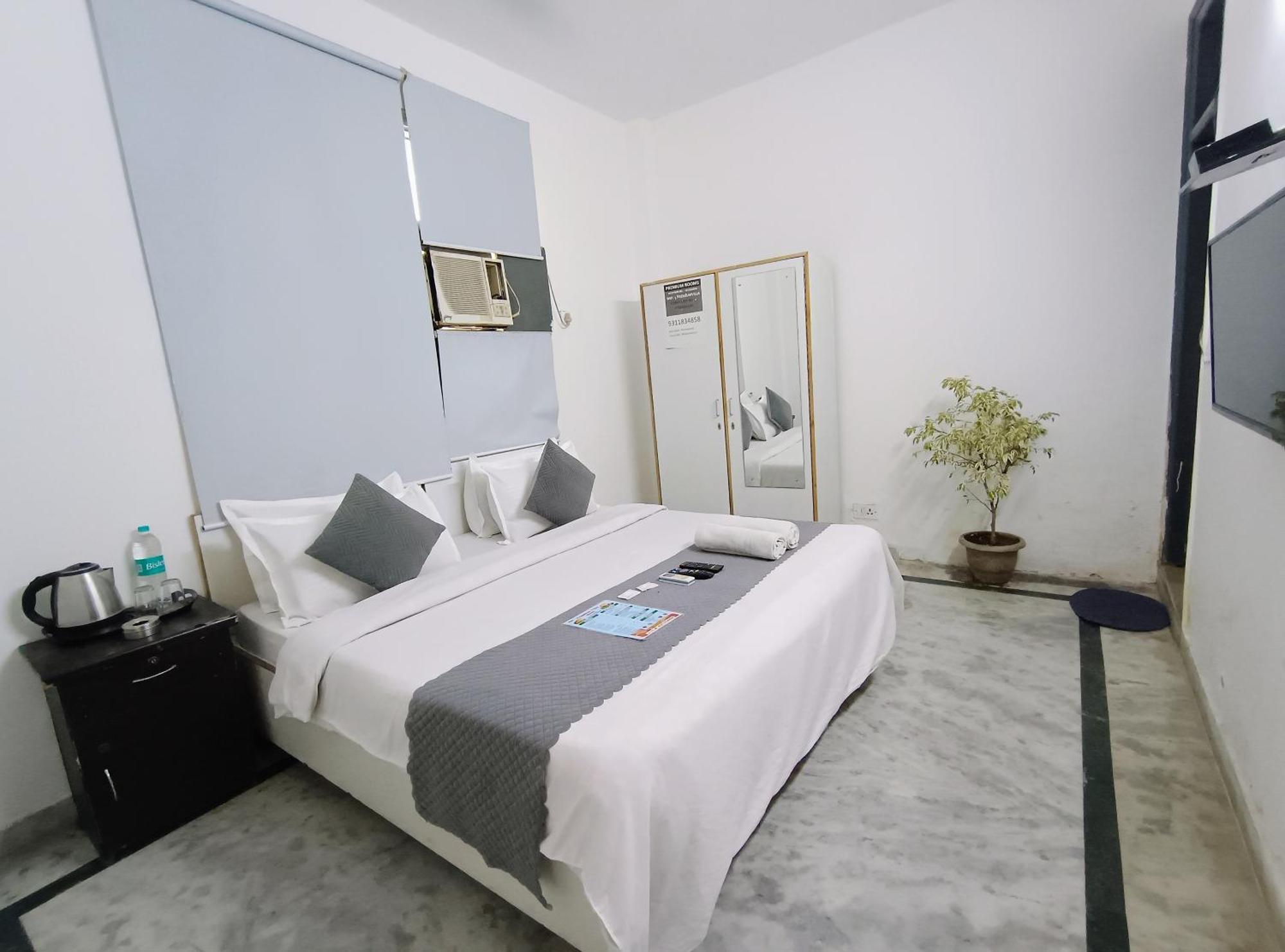 ניו דלהי Hotel Hauz Khas Fort View מראה חיצוני תמונה